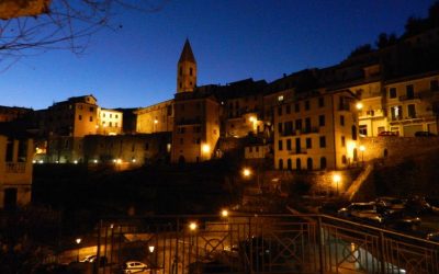 Natale a Pigna – Il fascino del falò e l’arrivo della Befana